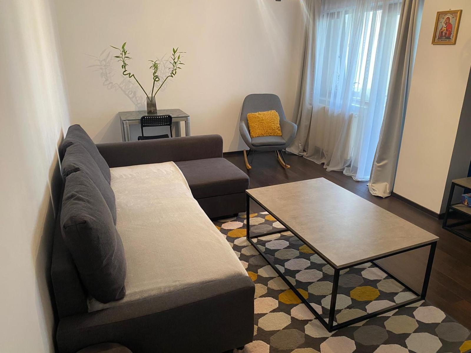 Center Apartment Tîrgu Ocna